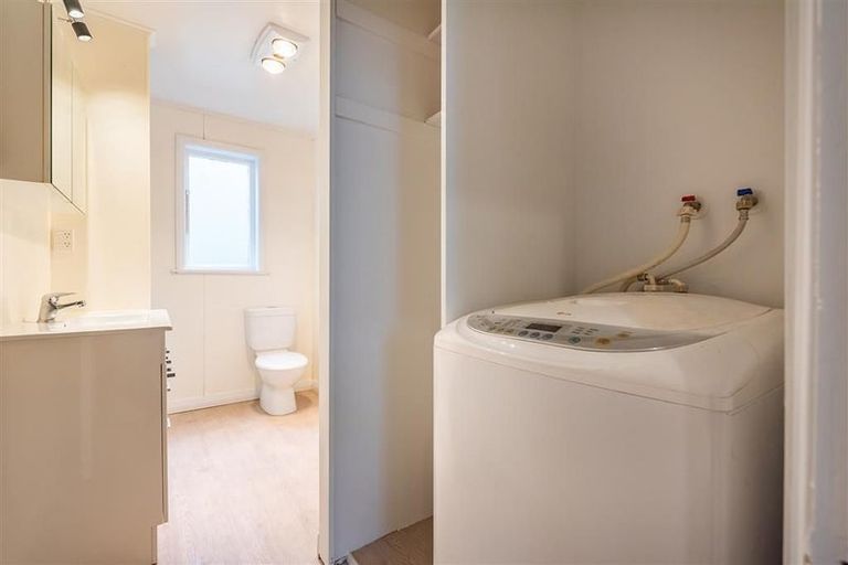 Photo of property in 25 Rintoul Street, Westport, 7825