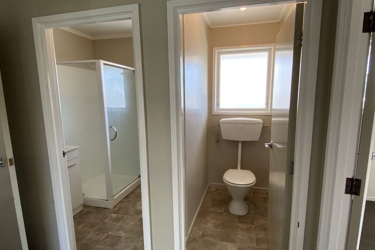 Photo of property in 9 Huia Street, Waiuku, 2123