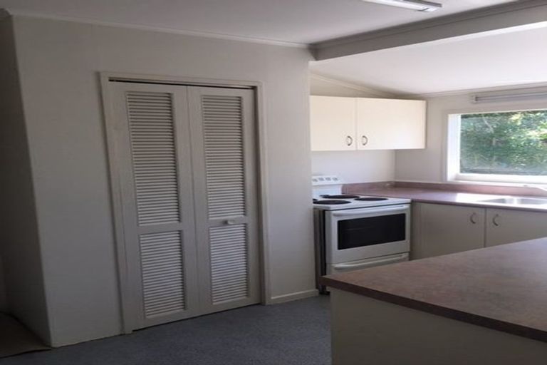 Photo of property in 90b Eatwell Avenue, Paraparaumu Beach, Paraparaumu, 5032