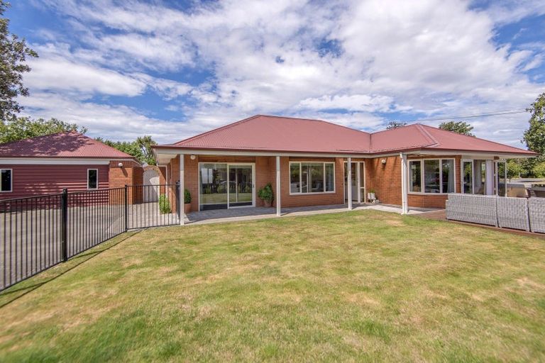 Photo of property in 2 Roblyn Place, Lincoln, 7608