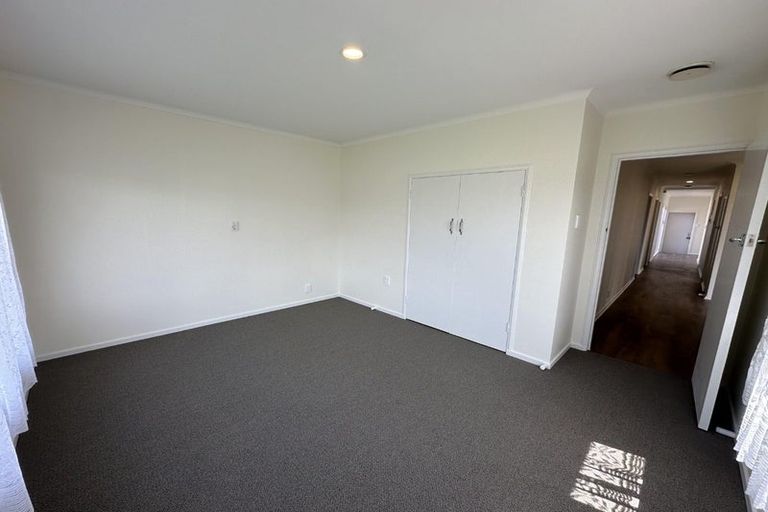 Photo of property in 5 Fraser Road, Papatoetoe, Auckland, 2025