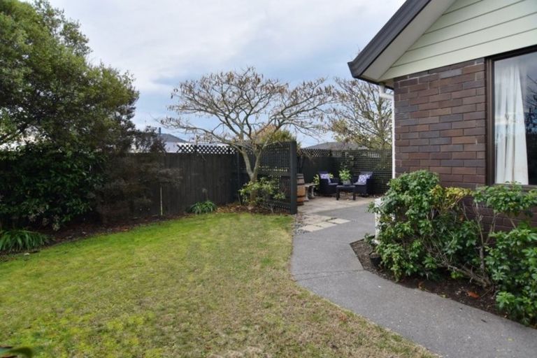 Photo of property in 3a Glenconnor Place, Burwood, Christchurch, 8083
