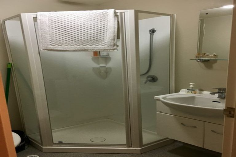 Photo of property in Aitken Street Apartments, 216/5 Aitken Street, Thorndon, Wellington, 6011