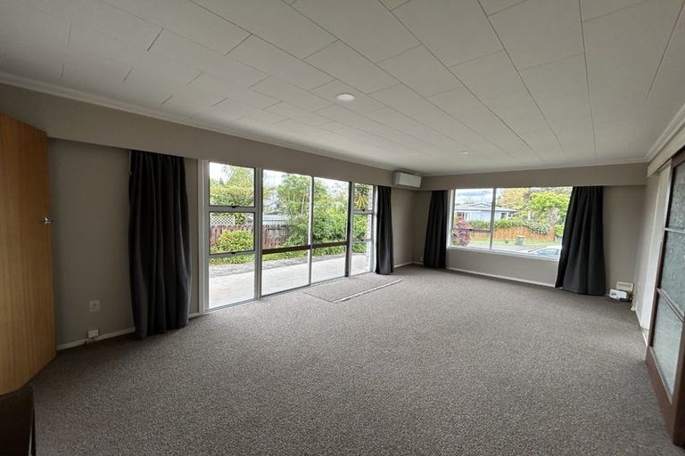 Photo of property in 8a Tanekaha Place, Pukete, Hamilton, 3200