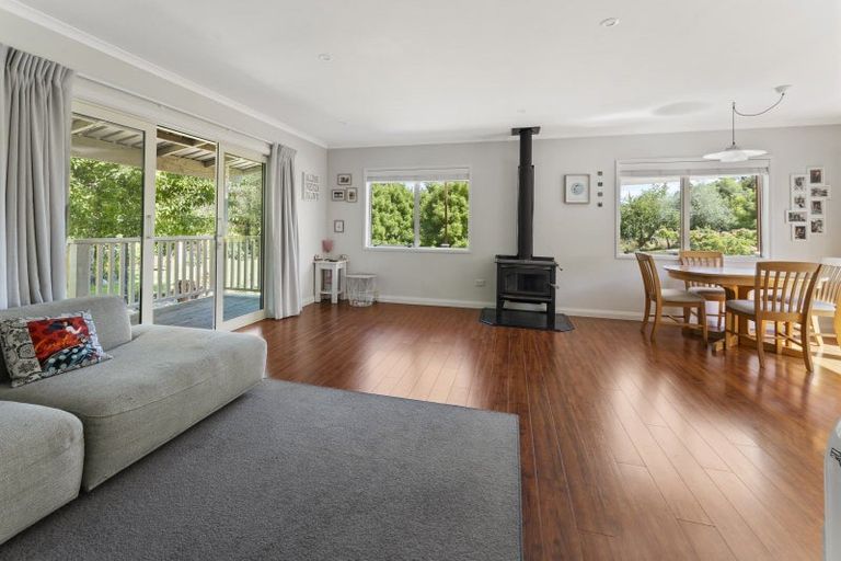 Photo of property in 25 Totara View Road, Wakefield, 7095