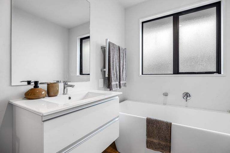 Photo of property in 167 Faringdon Boulevard, Rolleston, 7615