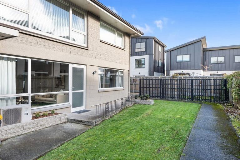 Photo of property in 2/121a Papanui Road, Merivale, Christchurch, 8014