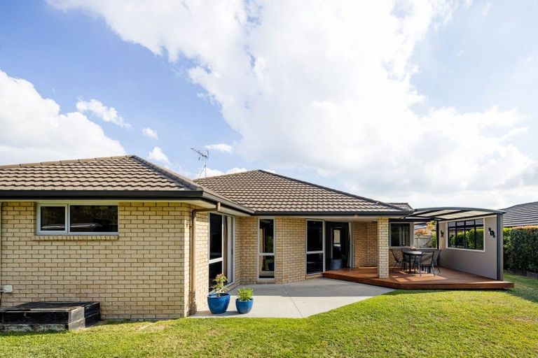 Photo of property in 26 Whitney Place, Rototuna North, Hamilton, 3210