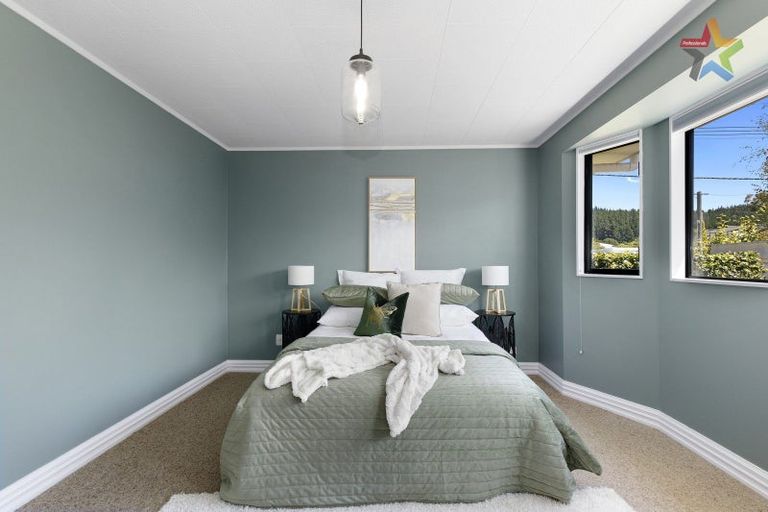 Photo of property in 9 Field Street, Silverstream, Upper Hutt, 5019