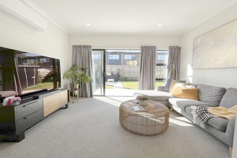 Photo of property in 9 Manga Street, Manukau, Auckland, 2104