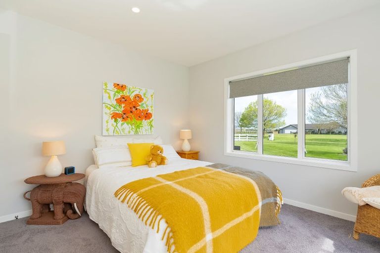 Photo of property in 21 Pinot Crescent, Ohau, Levin, 5570