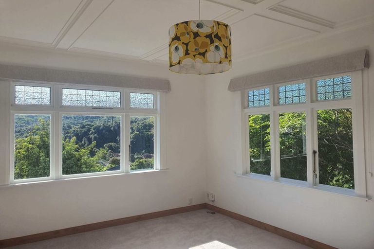 Photo of property in 77 Wilton Road, Wilton, Wellington, 6012