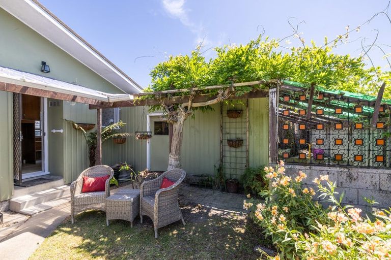 Photo of property in 7 Roskilda Crescent, Taradale, Napier, 4112