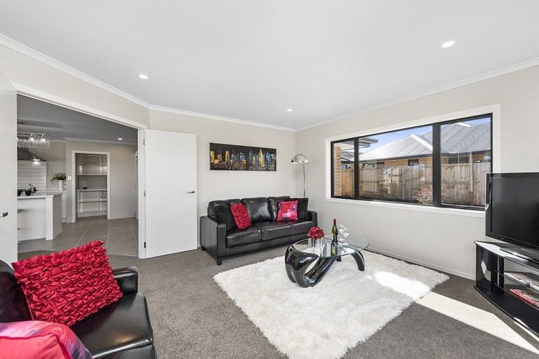 Photo of property in 12 Chalgrove Road, Huntington, Hamilton, 3210