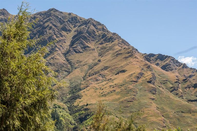 Photo of property in 3 Haines Way, Arthurs Point, Queenstown, 9371