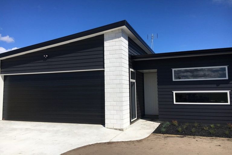 Photo of property in 18 Franks Way, Papamoa Beach, Papamoa, 3118