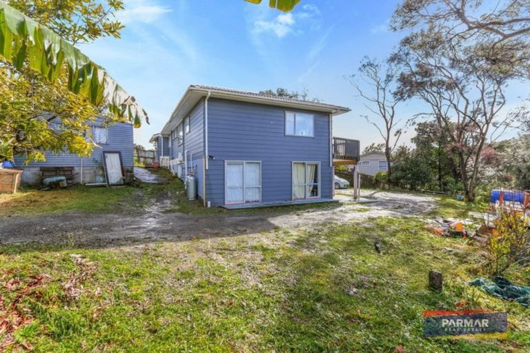 Photo of property in 64 Reynella Drive, Massey, Auckland, 0614