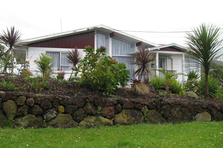 Photo of property in 41 Hilltop Avenue, Morningside, Whangarei, 0110