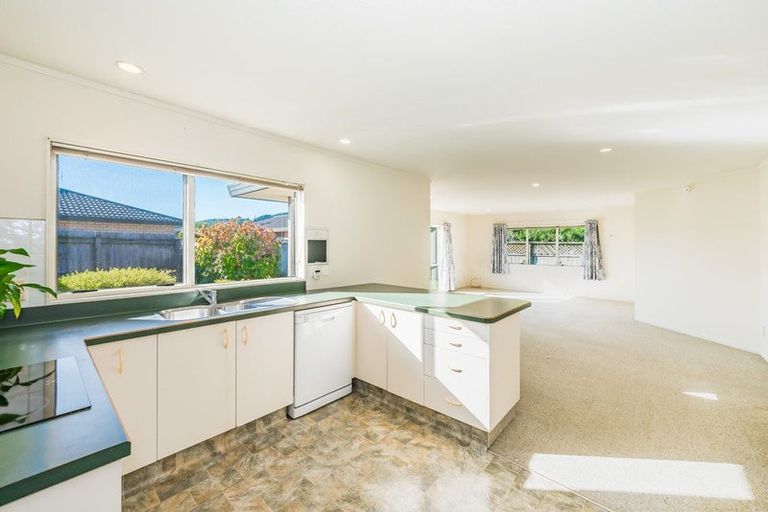 Photo of property in 42 Arawhata Road, Paraparaumu, 5032