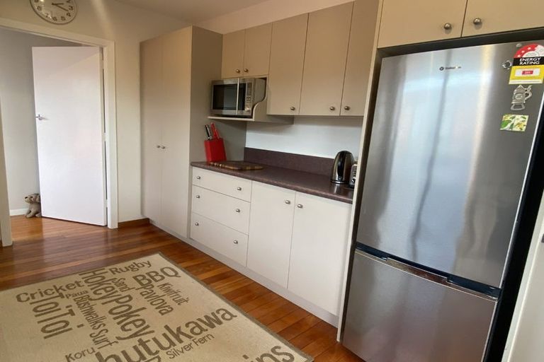 Photo of property in 4 Carbine Place, Sockburn, Christchurch, 8042