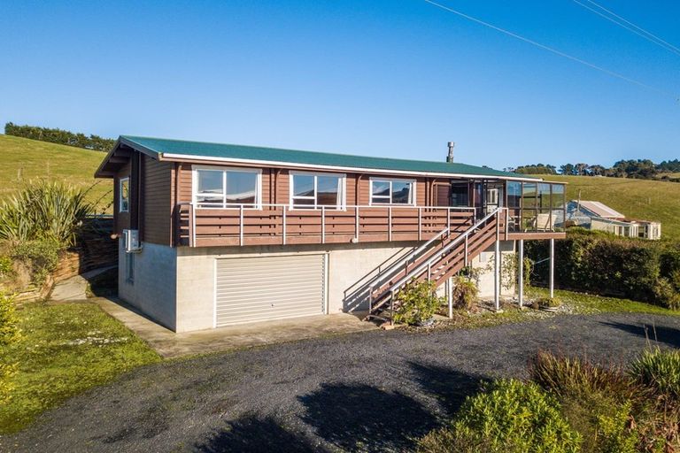 Photo of property in 20 Moturata Road, Taieri Beach, Taieri Mouth, 9091