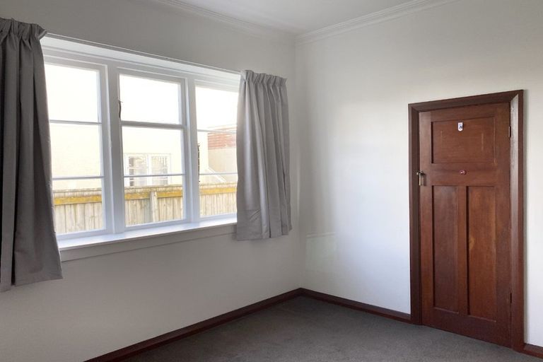 Photo of property in 81-87 Whites Line East, Waiwhetu, Lower Hutt, 5010