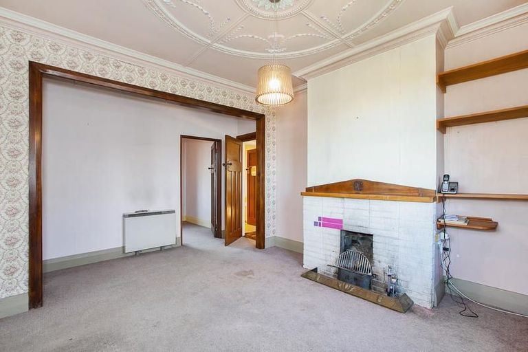 Photo of property in 33 Havelock Street, Mornington, Wellington, 6021