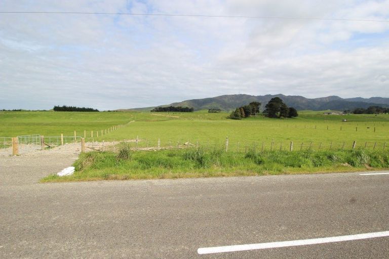 Photo of property in 619 Pinfold Road, Papatawa, 4998