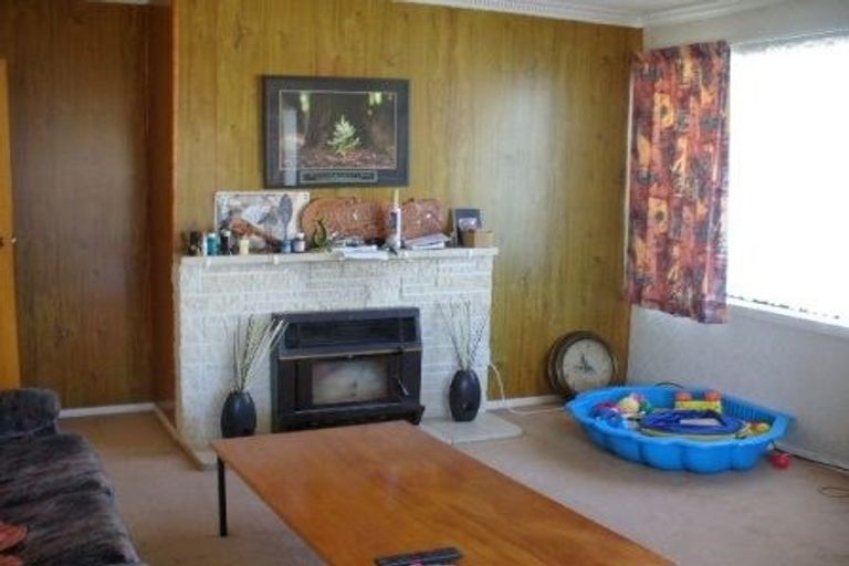 Photo of property in 11 Waldie Grove, Avalon, Lower Hutt, 5011