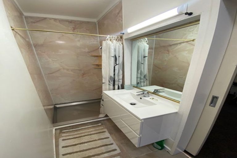 Photo of property in Carillion/the Knoll, 33 Thompson Street, Mount Cook, Wellington, 6011