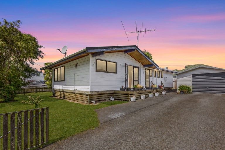Photo of property in 99 Gibbons Street, Ebdentown, Upper Hutt, 5018
