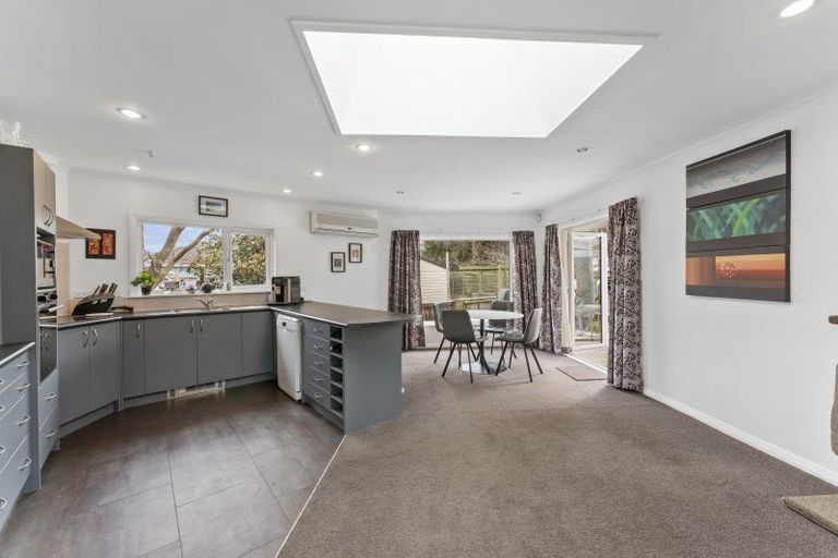 Photo of property in 10c Wood Street, Wallaceville, Upper Hutt, 5018