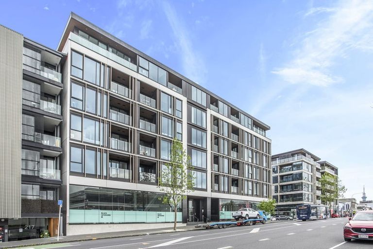 Photo of property in Crest Apartments, 101/199 Great North Road, Grey Lynn, Auckland, 1021