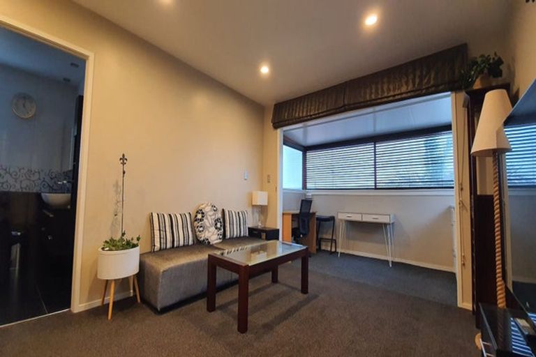 Photo of property in 191 Fisher Parade, Farm Cove, Auckland, 2012