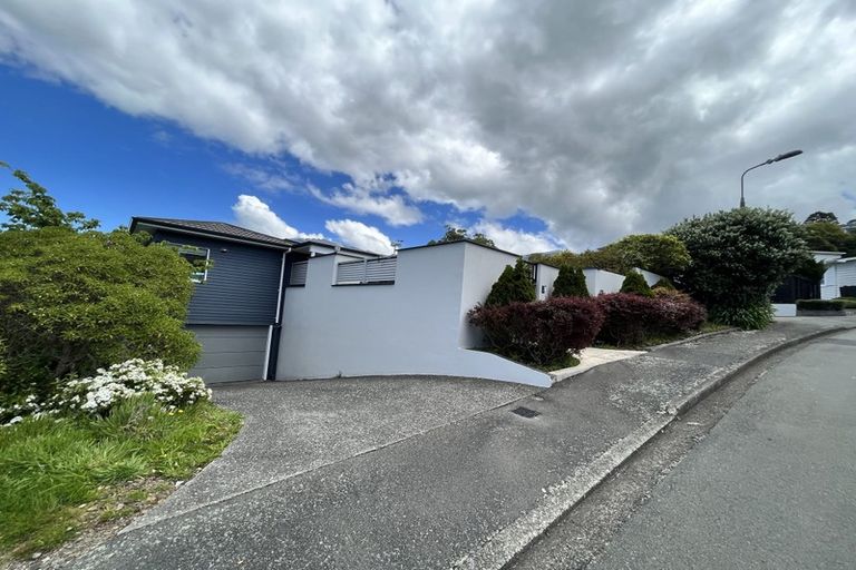 Photo of property in 18 Rama Crescent, Khandallah, Wellington, 6035