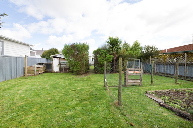 Photo of property in 276 Grey Street, Palmerston North, 4414