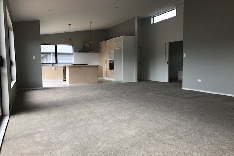 Photo of property in 10 Ariel Place, Snells Beach, 0920