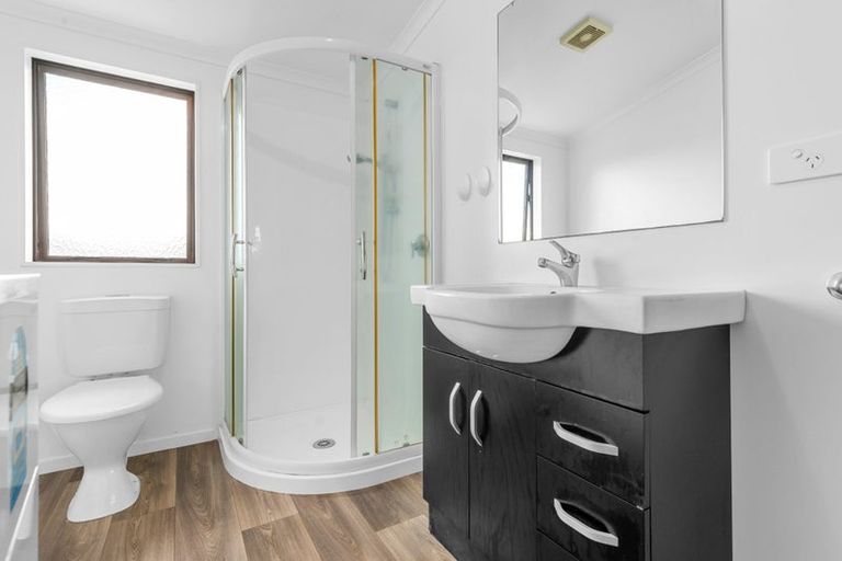 Photo of property in 2/13 Korimako Street, Frankton, Hamilton, 3204