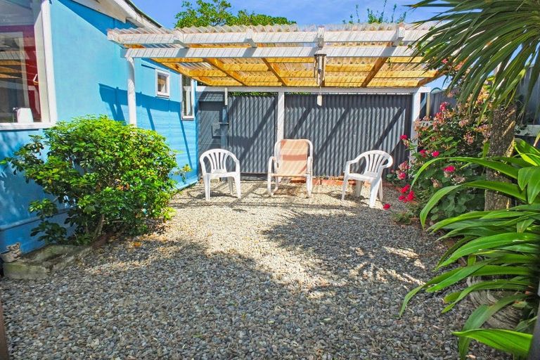 Photo of property in 41 Edinburgh Terrace, Foxton Beach, Foxton, 4815