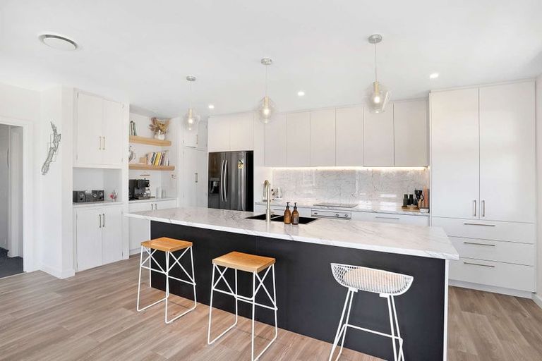 Photo of property in 94 Mcmurdo Street, Tinwald, Ashburton, 7700