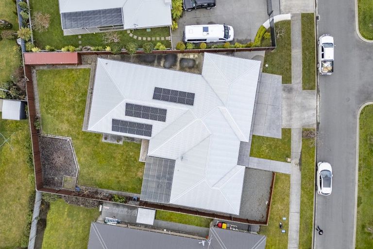 Photo of property in 19 Sovereign Boulevard, Kaiapoi, 7630