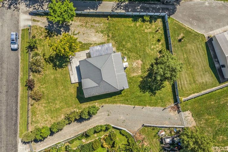 Photo of property in 4a Shanly Street, Waipawa, 4210