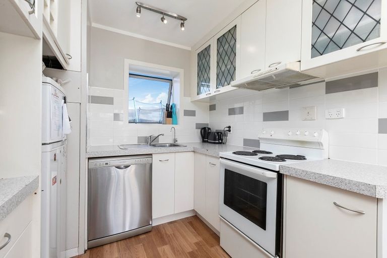 Photo of property in 48a Simpson Road, Papamoa Beach, Papamoa, 3118