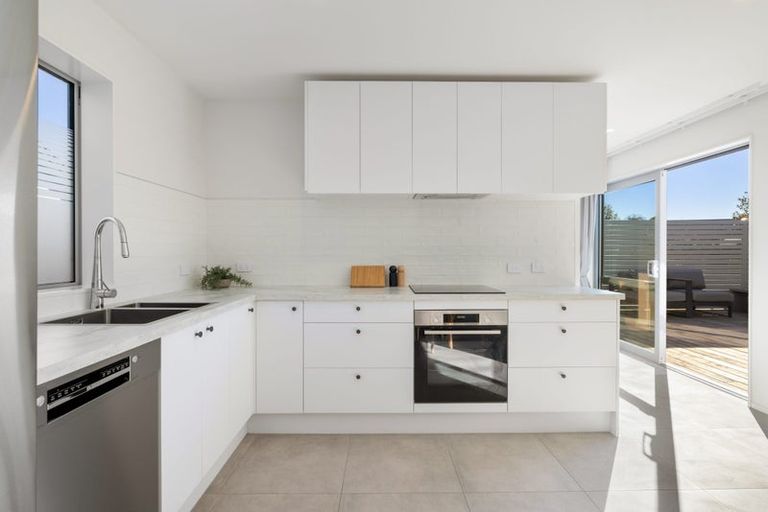 Photo of property in 2/273 Westminster Street, Mairehau, Christchurch, 8013