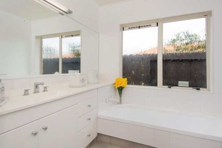 Photo of property in 225 Gloucester Road, Mount Maunganui, 3116