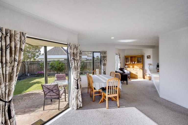 Photo of property in 8b Wilton Row, Taradale, Napier, 4112