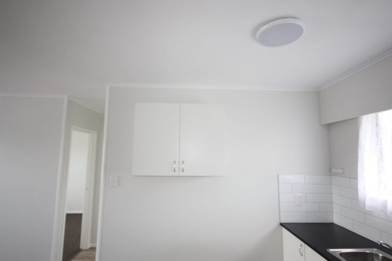 Photo of property in 64a Clayburn Road, Glen Eden, Auckland, 0602