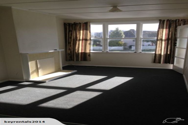 Photo of property in 78-80 Strand Crescent, Naenae, Lower Hutt, 5011