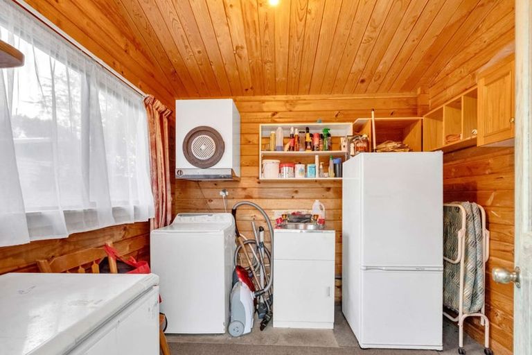 Photo of property in 39 Newburn Street, Waikaia, 9778