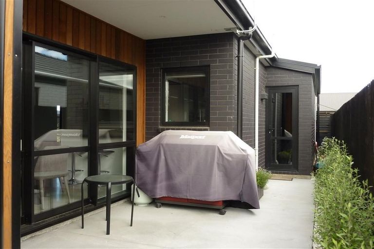 Photo of property in 27 Edwin Ebbett Place, Wigram, Christchurch, 8025